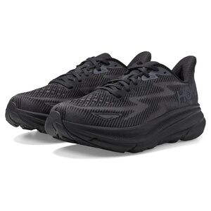 Hoka Clifton 9 in Black/Black
